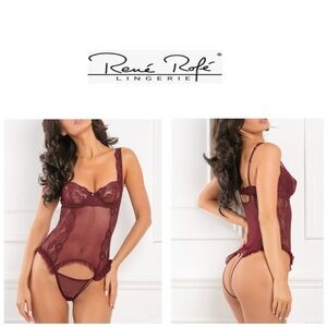 Rene Rofe Grand Finale  Ruffle Burgundy Lace M/L